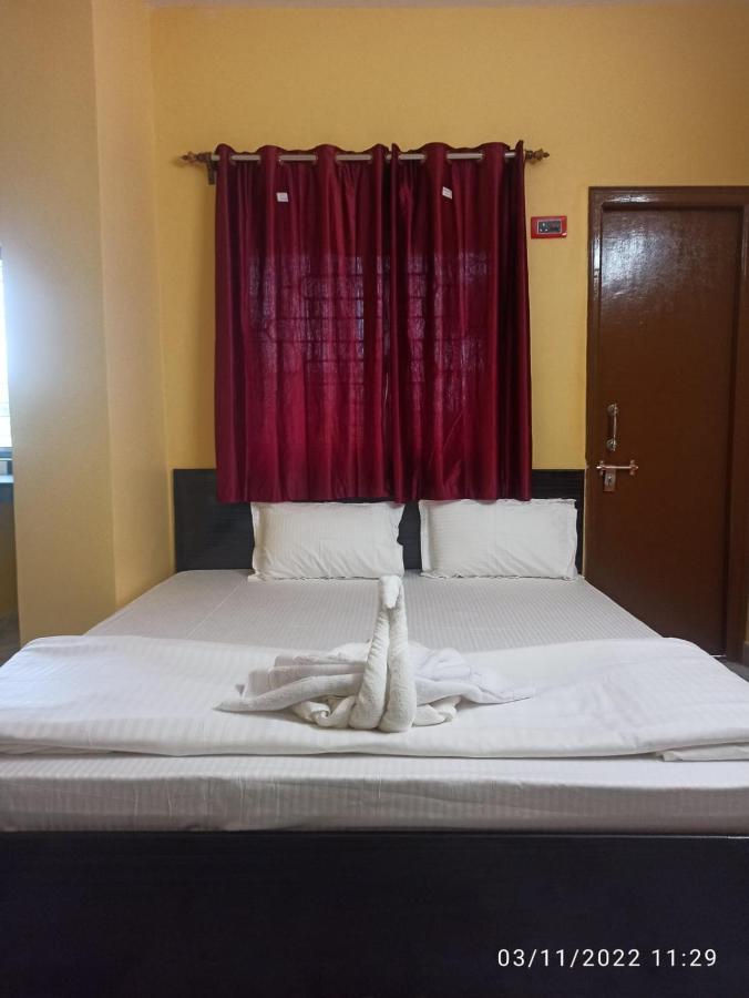 Royal Palace Otel Bolpur Dış mekan fotoğraf